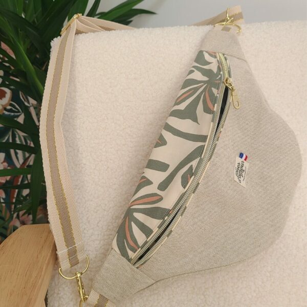 sac banane lin beige te feuillage vert et beige avec sangle beige et dorée