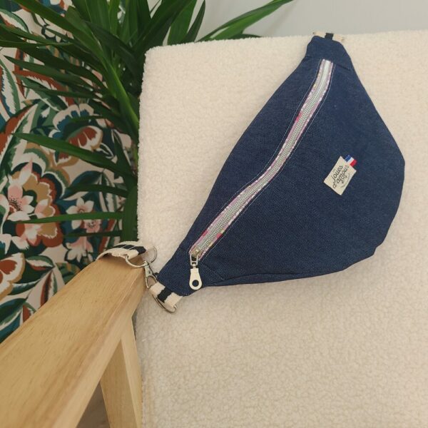 sac banen en jean avec passepoil assorti à la doublure liberty parme